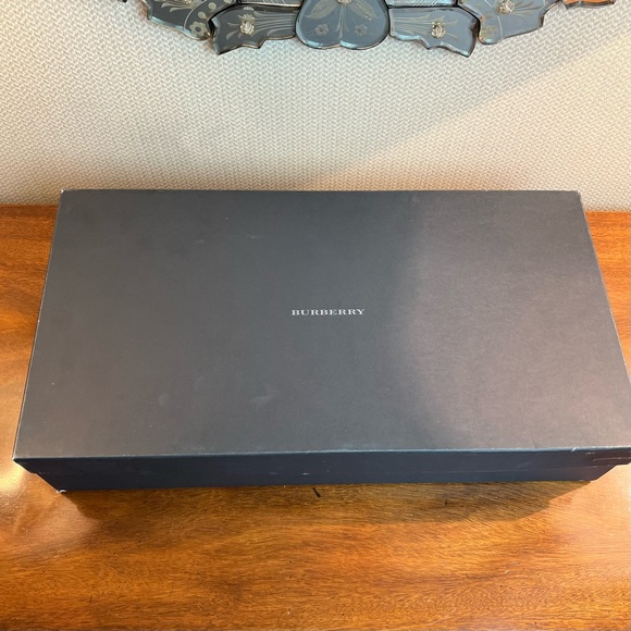 Burberry Womens Vintage High Boots Vintage Size 38 EUC Black and White - Picture 15 of 15